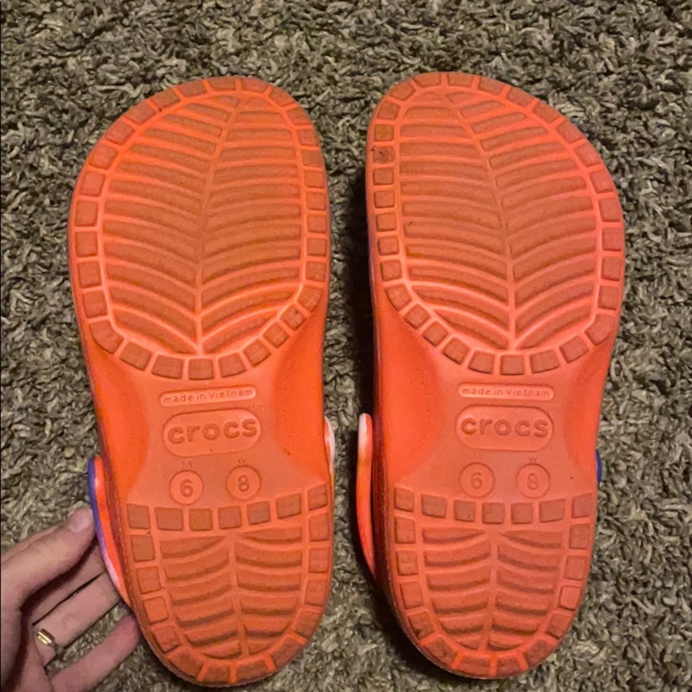 Women’s Tie Dye Crocs - Picture 3 of 4